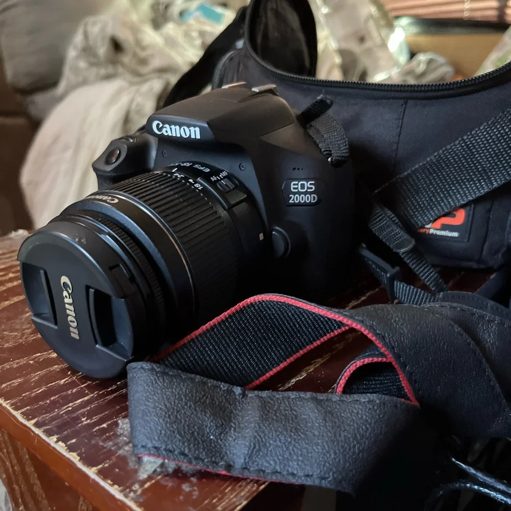 Canon eos 2000d camera